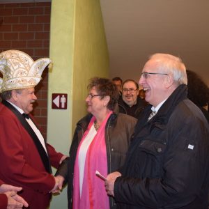 Alt-Bürgermeister Johann Bäuerlein wird begrüßt
