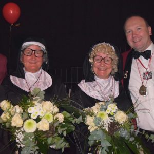 Als langjährige Weggefährten bereitete die „Memmelsdorfer Mafia“ den „Dorfraatsch´n“ einen emotionalen Abschied  